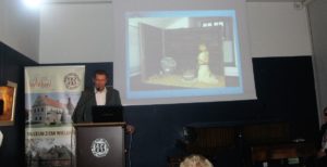 O rekonstrukcji wystawy archeologicznej i etnograficznej w Muzeum Ziemi Wieluńskiej mówi Tomasz Spychała